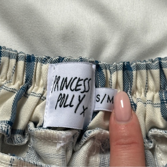 Princess Polly plaid mini skirt - Picture 2 of 3